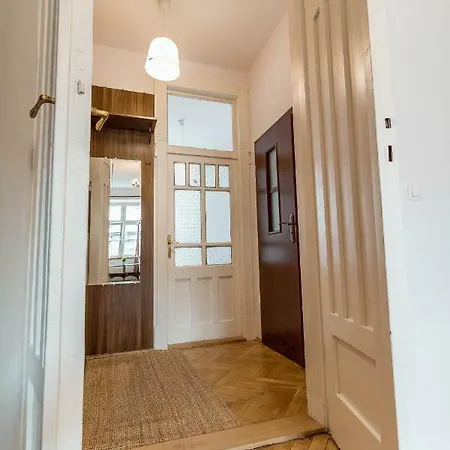 Apartman Bright